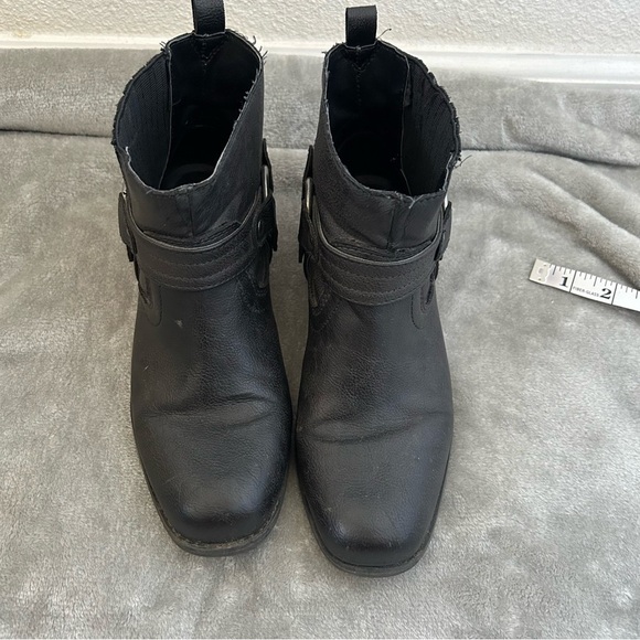 Nicole Women’s Harness Ankle Boots Sz 6 Black Faux Leather Fall Moto Grudge - Picture 6 of 7